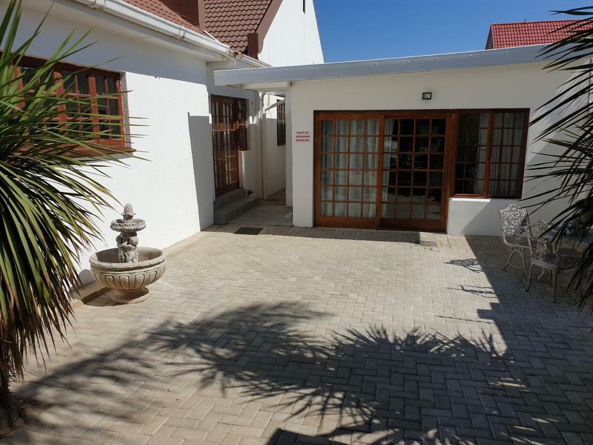 Pongola Road Self Catering Accommodation Uitenhage Exterior photo